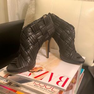 SALE!!🛍️Boutique 9 Platform Ankle Boots Pumps Black Leather NEW